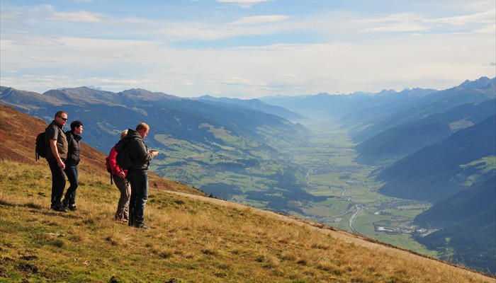 ... Wandern rund um Neukirchen.