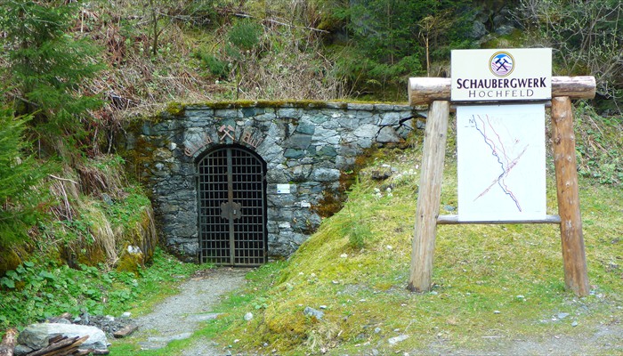 ... Schaubergwerk Hochfeld im Untersulzbachtal.